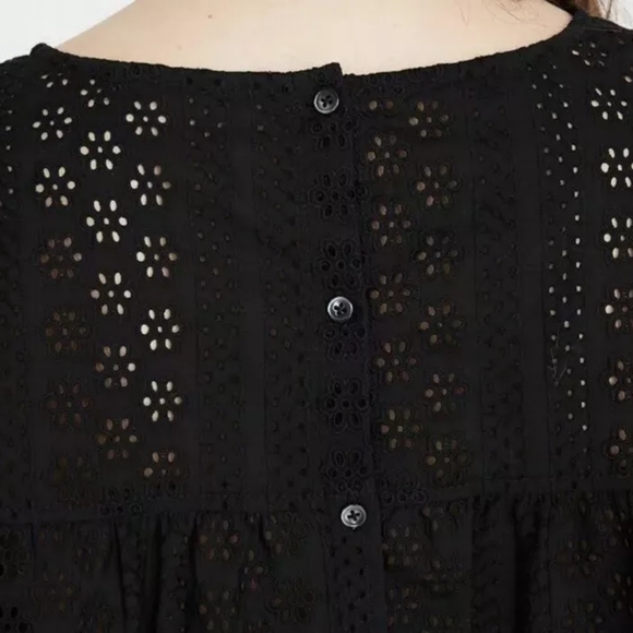 Madewell Eyelet Tiered Button Back Top - Picture 5 of 5